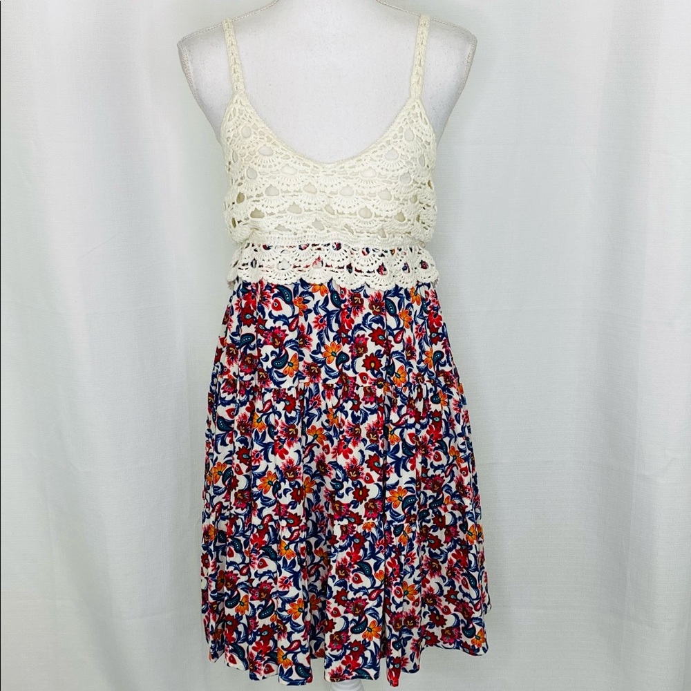 Springfield Floral Crochet Trimmed Dress Size M